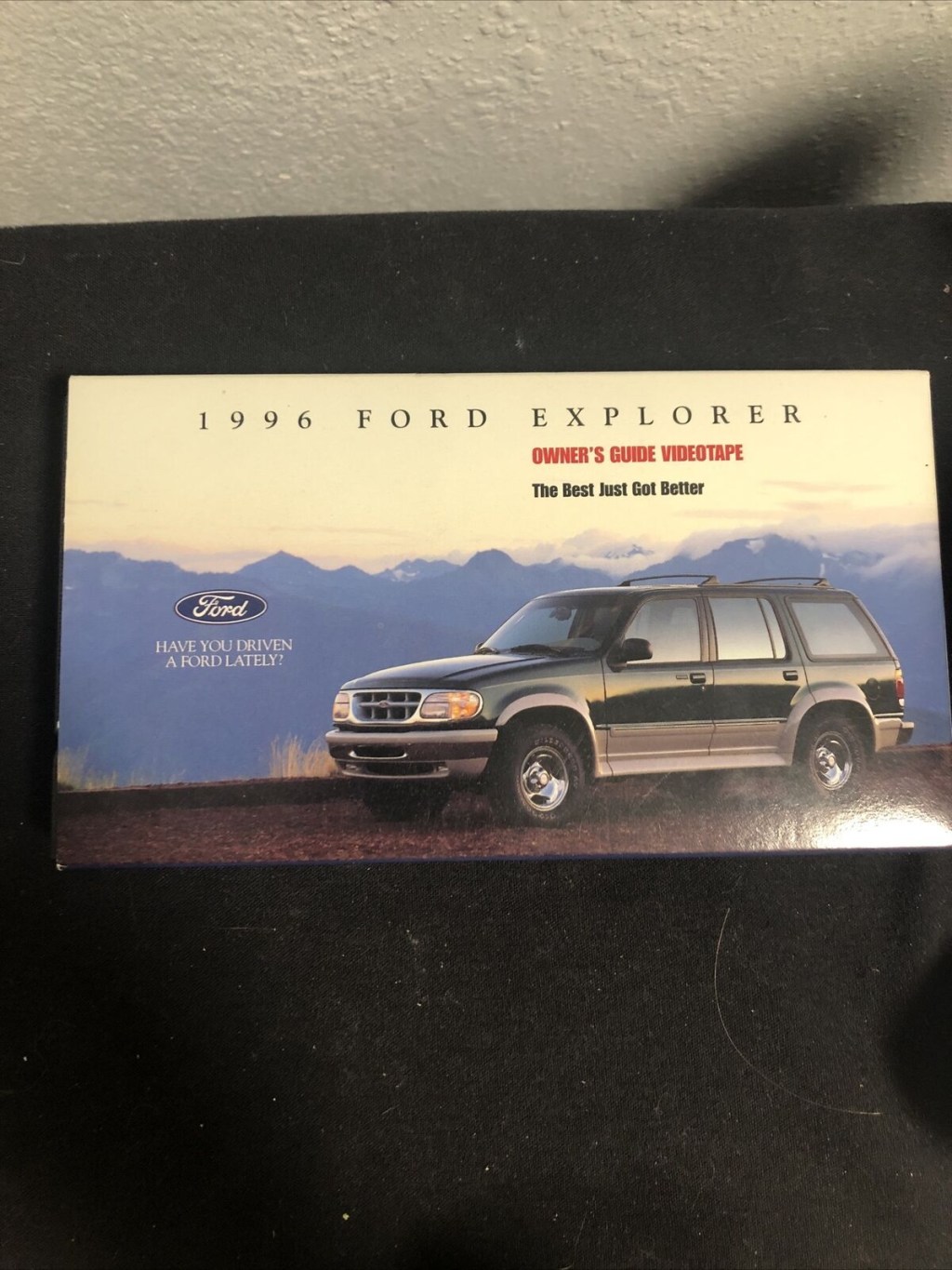 Picture of: FORD EXPLORER VHS VIDEO TAPE AND OWNERS GUIDE OWNERS MANUAL OEM